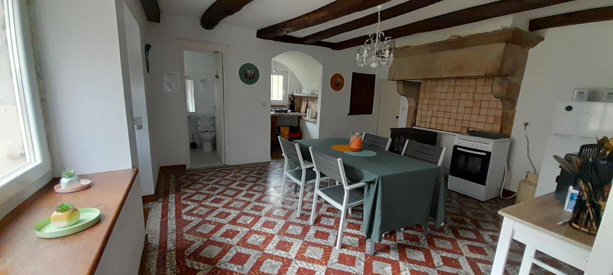 L'Univers, Vous Et Nous Pouilly-sur-Vingeanne Exterior foto